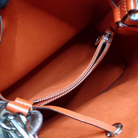 louis vuitton NeoNoe Rose Ballerine with Shoulder Strap - Picture 10 of 11